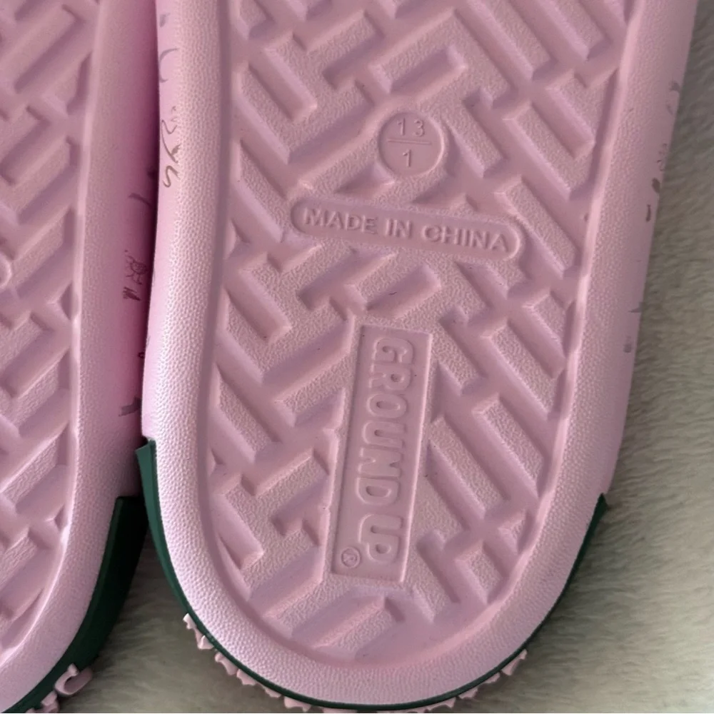 The Nightmare Before Christmas Slides‎ Girls Size 13 Pink Slip On New